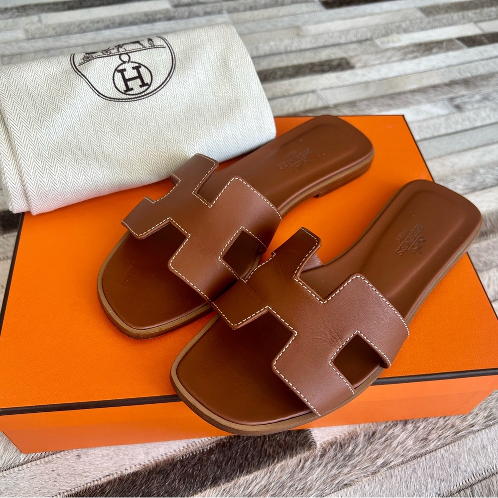 Hermes Oran Sandals Gold (tan) Size 35